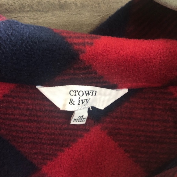 Navy & red pullover - Picture 2 of 3